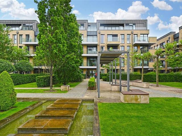 Flat for sale in Fulham, Isle Of Man