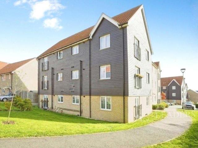 Flat for sale in Colliers End, Hertfordshire