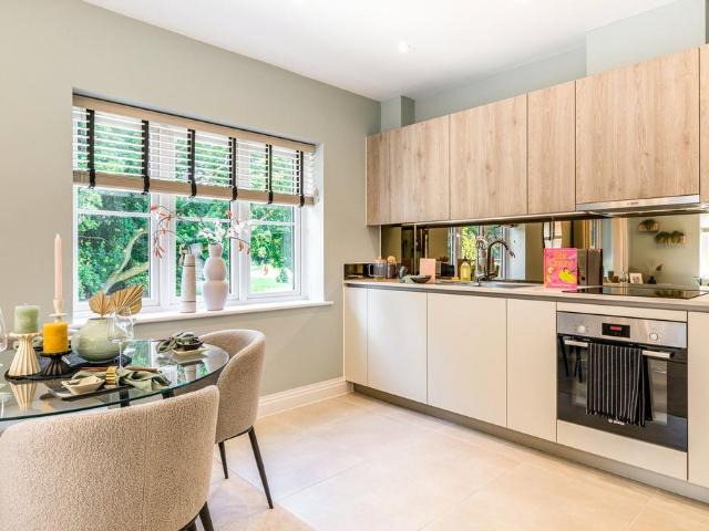 Flat for sale in Buckingham, Daws Hill