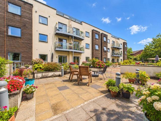 Flat for sale in Plympton Central, Mount Wise