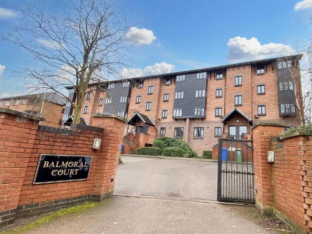 Flat for sale in Park Central, Birmingham