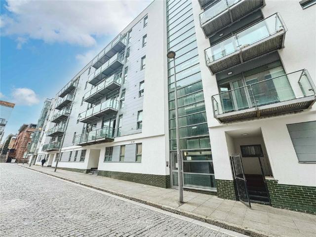 Flat for sale in Ropewalks, Calderstones