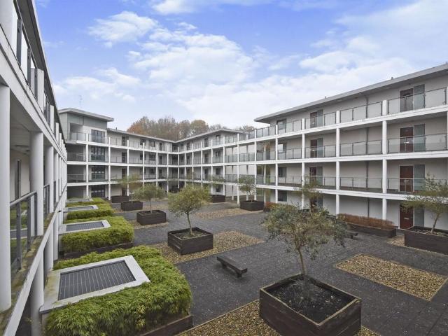 Flat for sale in Navestock Side, Essex