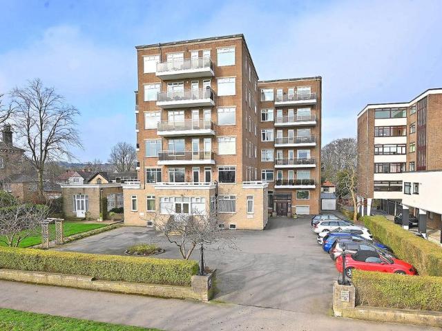 Flat for sale in Low Harrogate, Harrogate