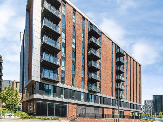 Flat for sale in Ordsall, Salford