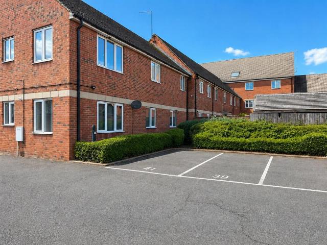 Flat for sale in Anglesey, Beamhurst
