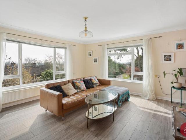 Flat for sale in Wolvercote, The Slade