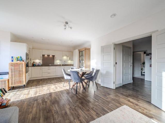 Flat for sale in Guildford Park, Westborough