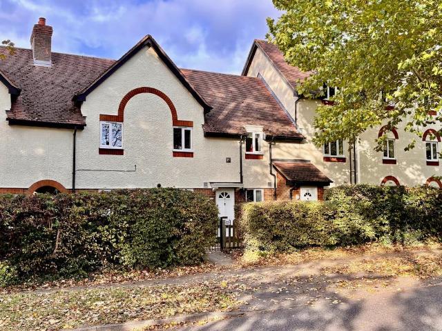 Flat for sale in Jackmans Estate, Letchworth