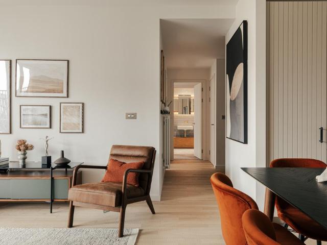 Flat for sale in London Borough of Hounslow, Cat Hill