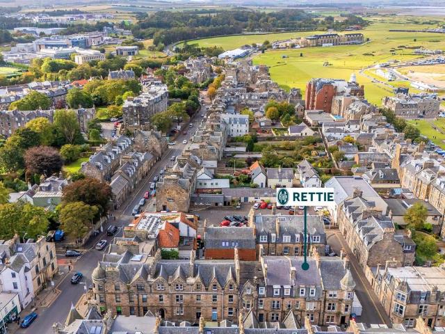 Flat for sale in St Andrews, Scotland