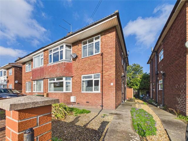 Flat for sale in Patchway
