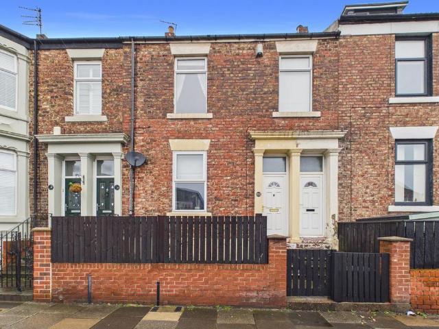 Flat for sale in Preston, North Shields