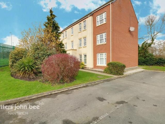 Flat for sale in Kingsbourne, Nantwich