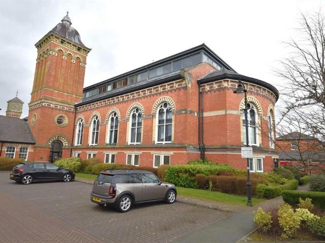 Flat for sale in Upton Priory, Macclesfield