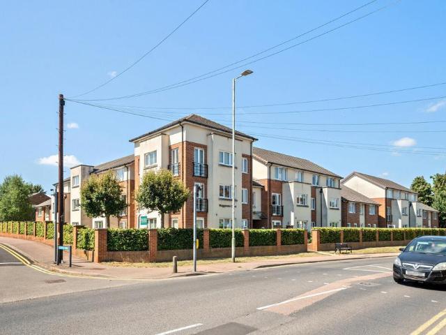 Flat for sale in Hockerill, Colliers End