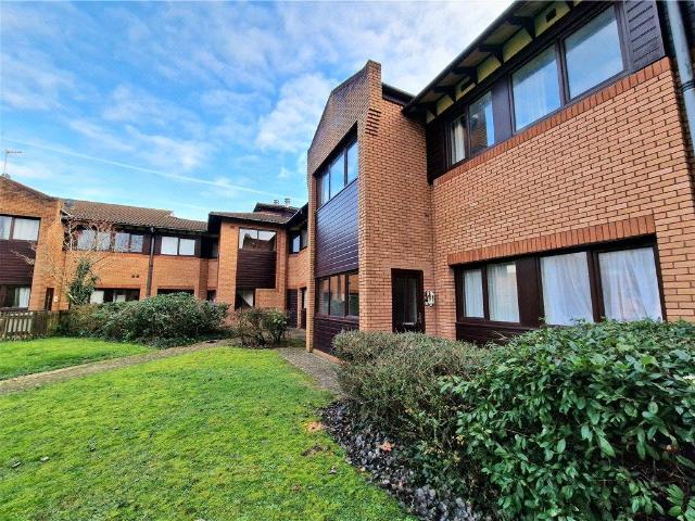 Flat for sale in Fareham, North Fareham