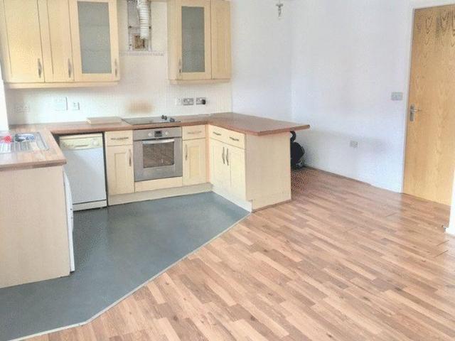 Flat for sale in Upper Edmonton, Greater London