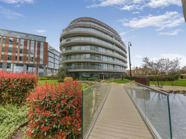 Flat for sale in Fulham Reach, Greater London