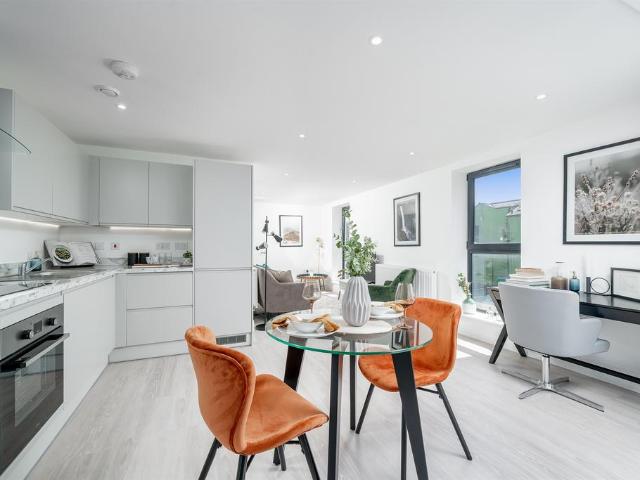 Flat for sale in Walton, Aylesbury