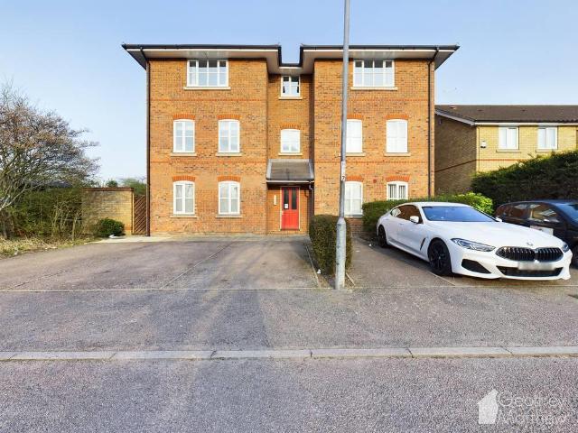 Flat for sale in Latton Bush, Harlow