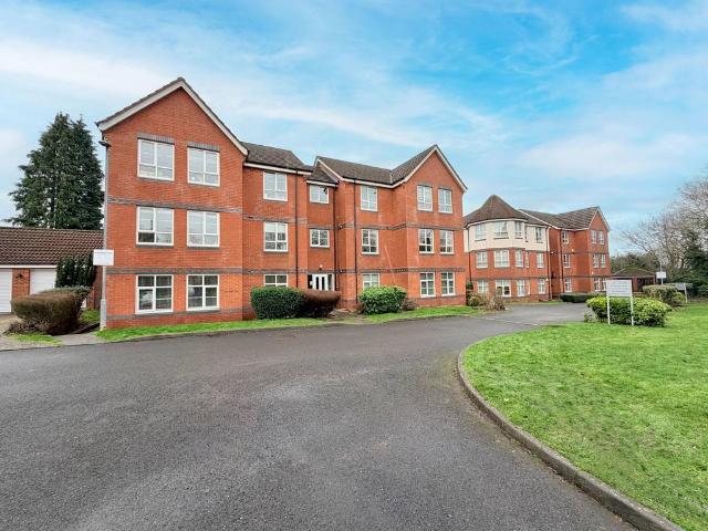 Flat for sale in Hollywood, Bromsgrove