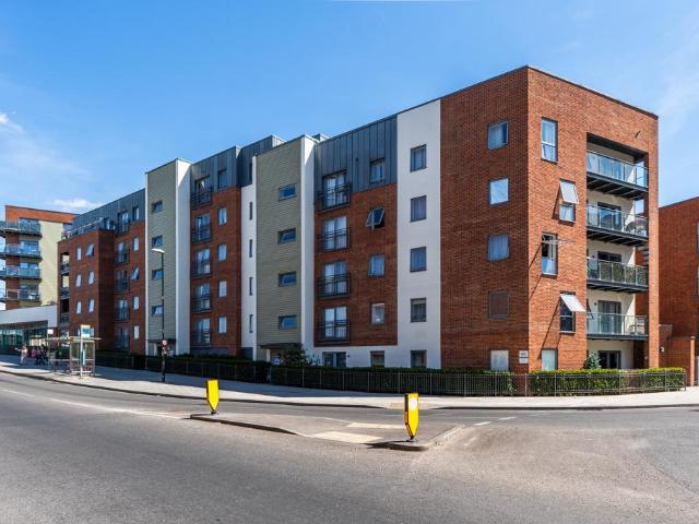 Flat for sale in Woolston, City Of Southampton