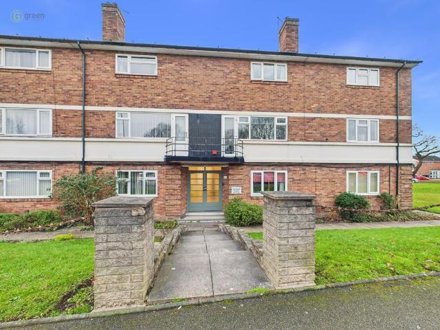 Flat for sale in Walmley, Sutton Coldfield