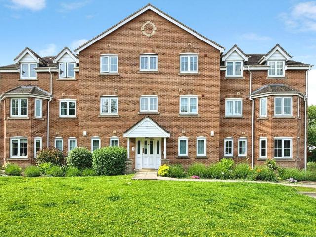 Flat for sale in Normanton and Altofts, Old Snydale