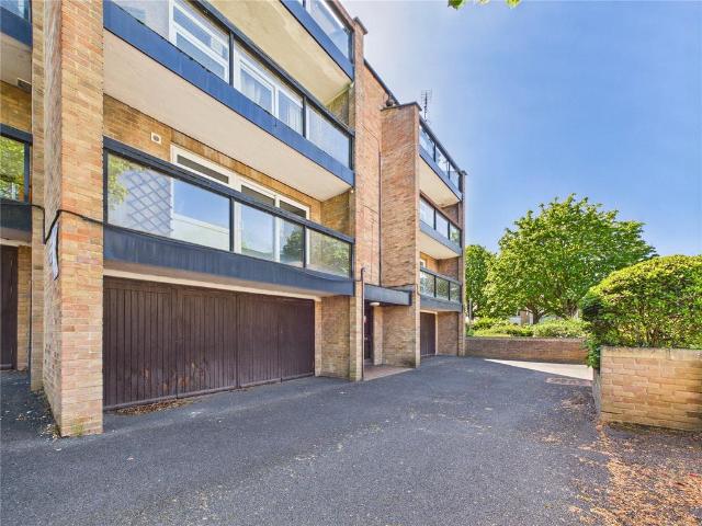Flat for sale in Feckenham, City Of Bristol