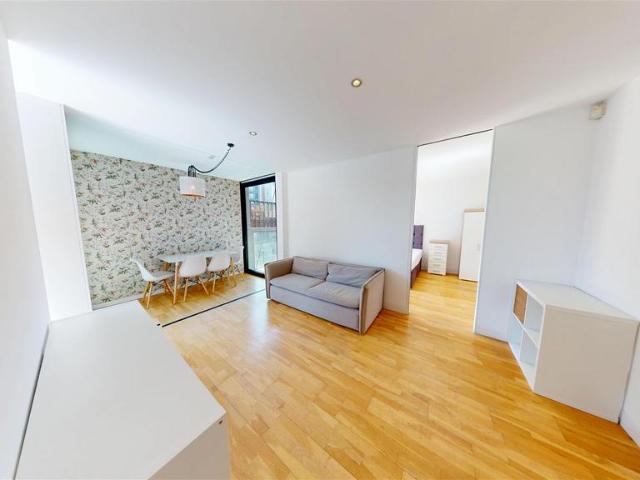 Flat for sale in Hulme, Georgia