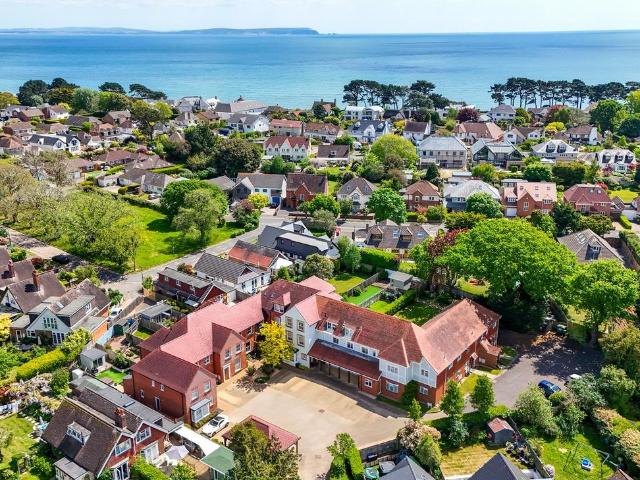 Flat for sale in Friars Cliff, Christchurch