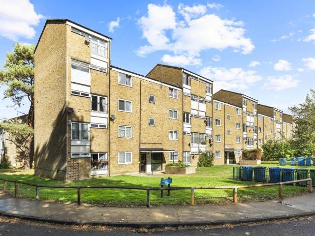 Flat for sale in Burnt Mill, Harlow