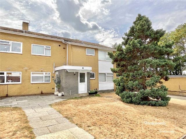 Flat for sale in Highcliffe