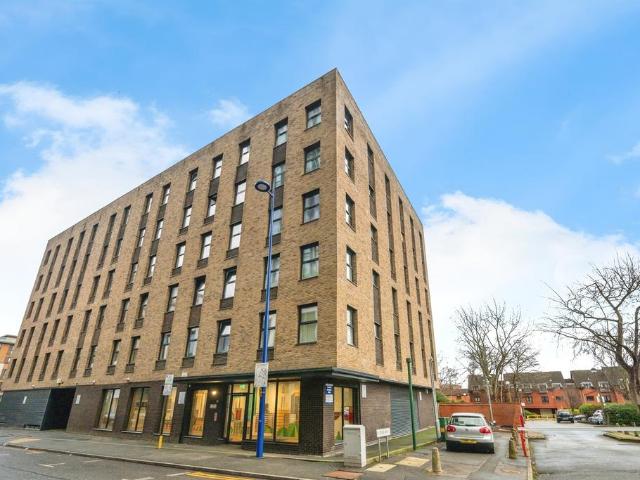 Flat for sale in Park Central, Birmingham