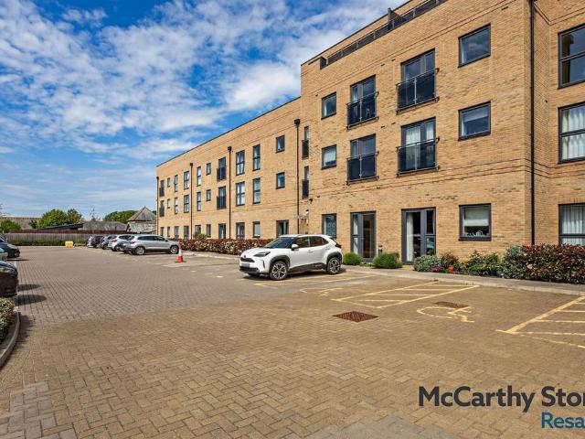 Flat for sale in Cambourne, South Cambridgeshire