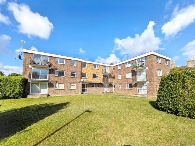 Flat for sale in Appley, Ryde