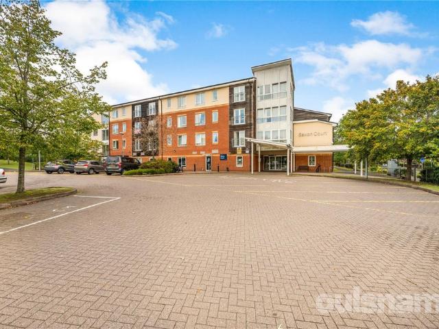 Flat for sale in Turves Green, Birmingham