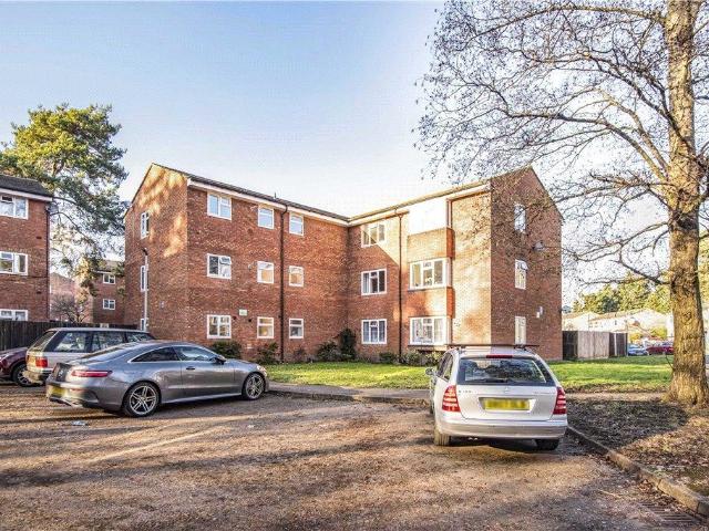 Flat for sale in Sunninghill and Ascot, Ascot