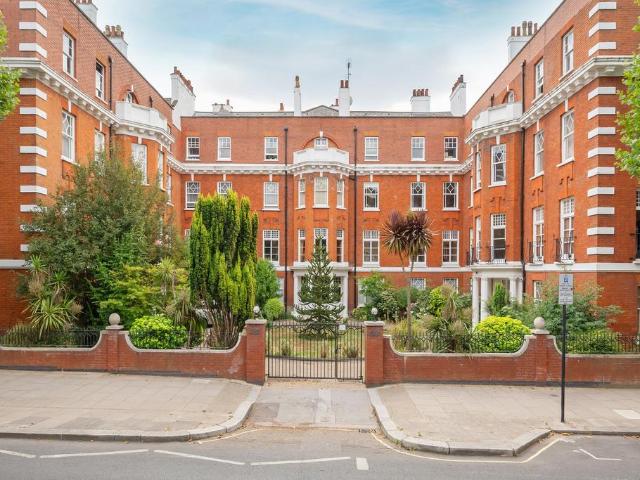 Flat for sale in Kensal Town, Maida Vale