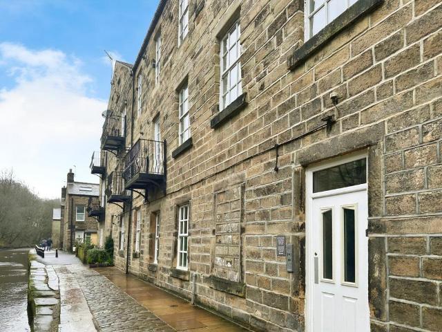 Flat for sale in Hebden Royd, Hebden Bridge
