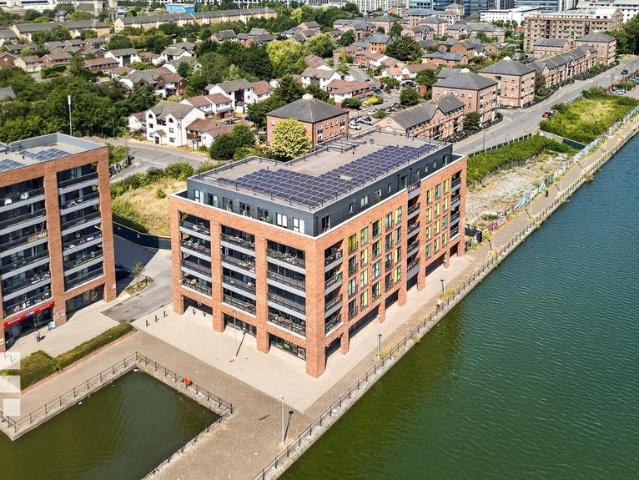 Flat for sale in Newtown, Falcon Lodge