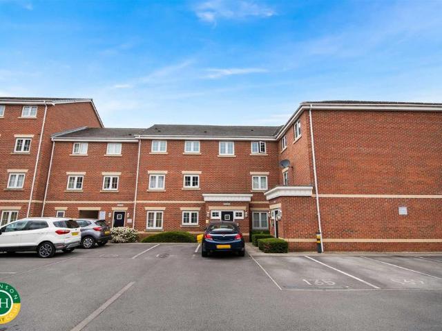 Flat for sale in Armthorpe, South Yorkshire
