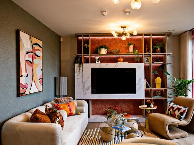 Flat for sale in SW17, London