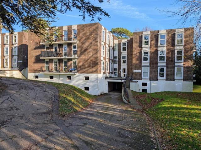 Flat for sale in Fareham, Isle Of Man