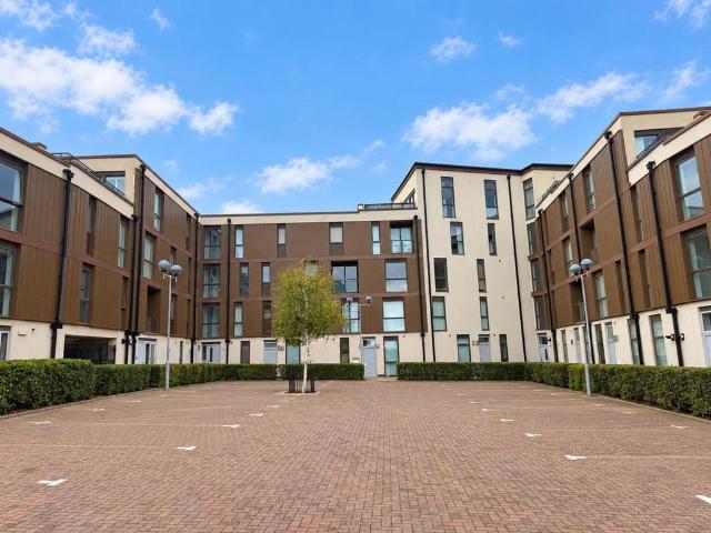 Flat for sale in St Crispin's, Upton