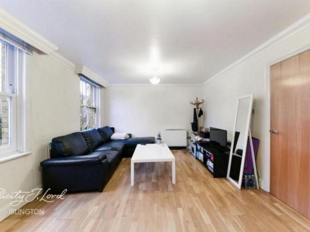 Flat for sale in Islington, Isle Of Man