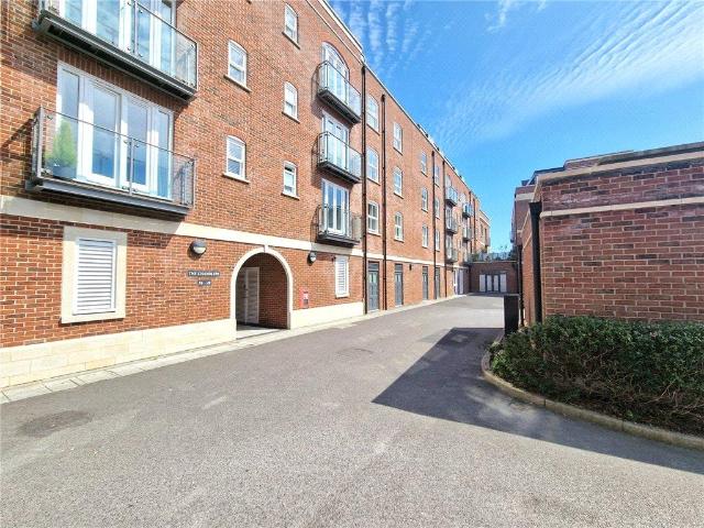 Flat for sale in Priddy's Hard, Middlecroft