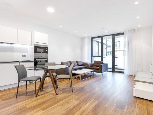 Flat for sale in Rotherhithe, Isle Of Man