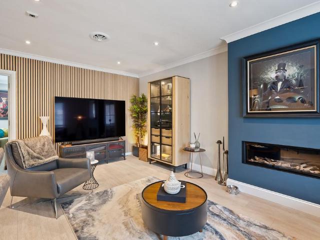 Flat for sale in Cookham